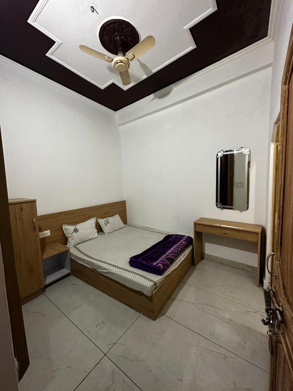 โซนุ เกสท์ เฮาส์ Hotel ริชิเคช ห้อง รูปภาพ