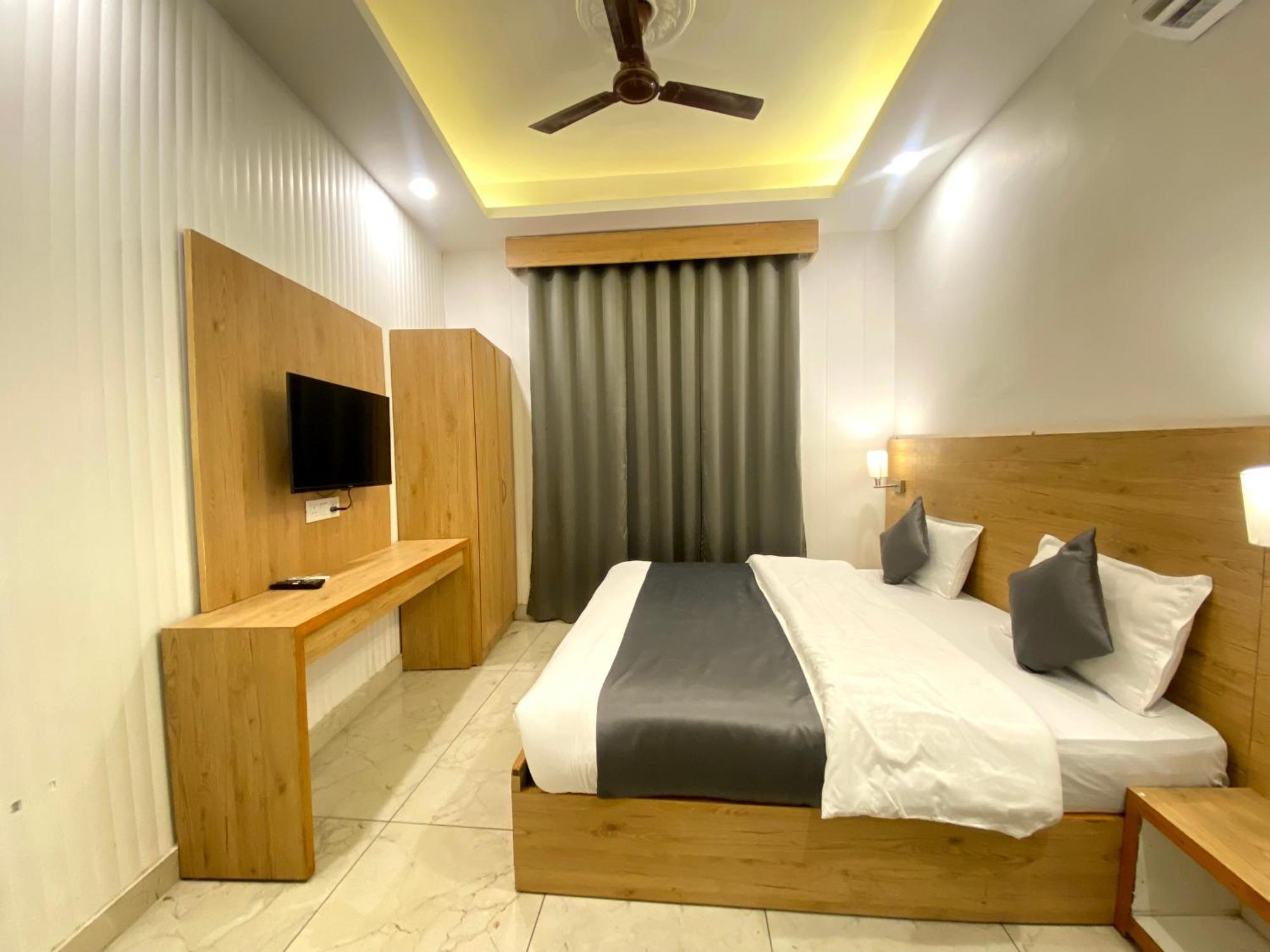 โซนุ เกสท์ เฮาส์ Hotel ริชิเคช ภายนอก รูปภาพ