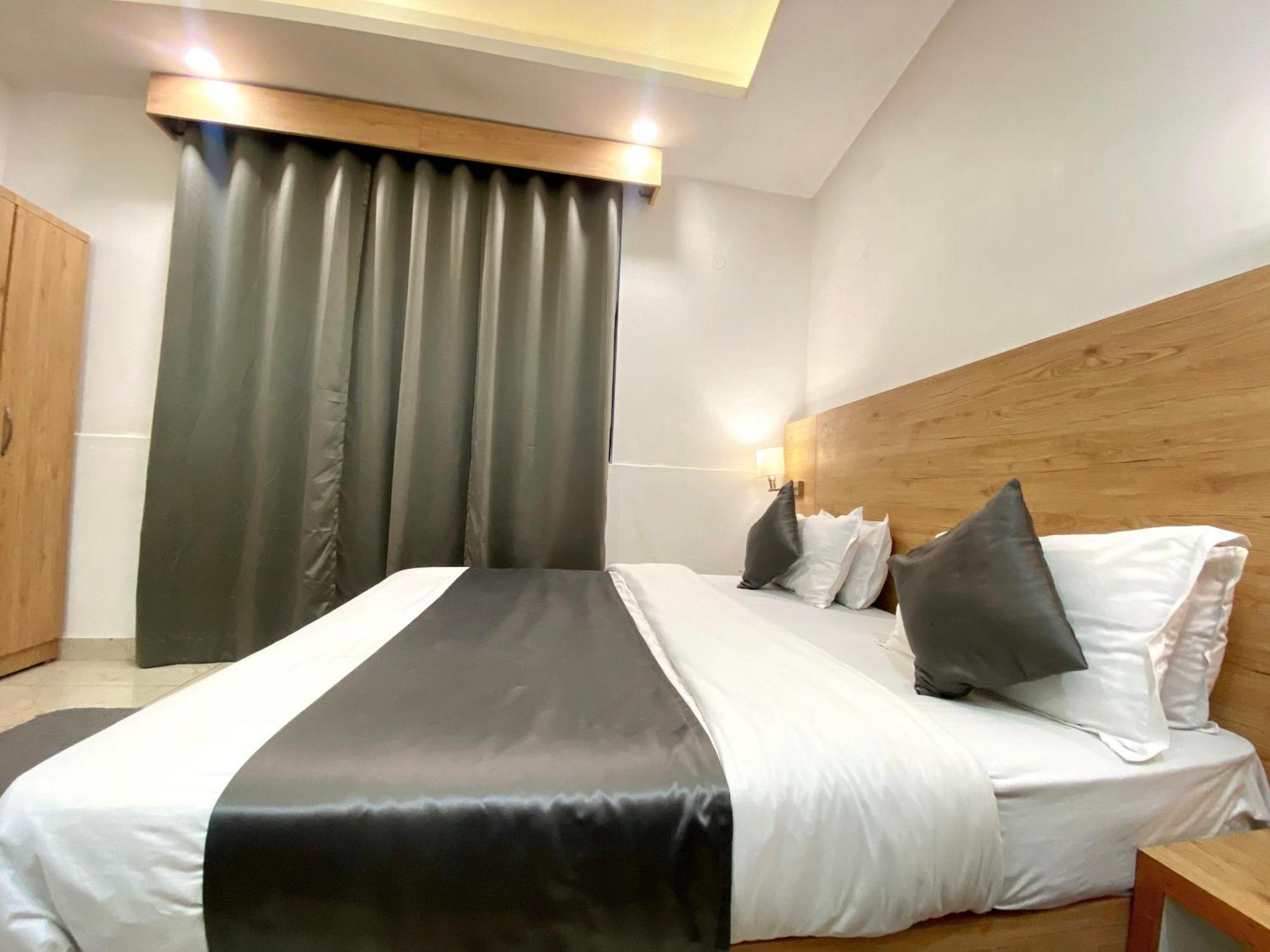 โซนุ เกสท์ เฮาส์ Hotel ริชิเคช ภายนอก รูปภาพ
